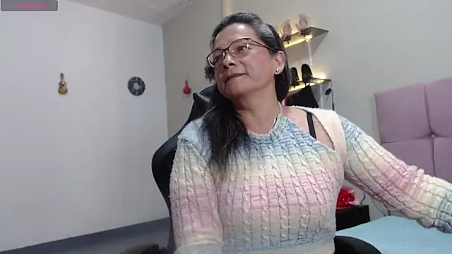 Snapshot of SolVegaNaciente chatting on November 2025 03:31:01 AM SolVegaNaciente online show from November 2025 03:31:01 AM