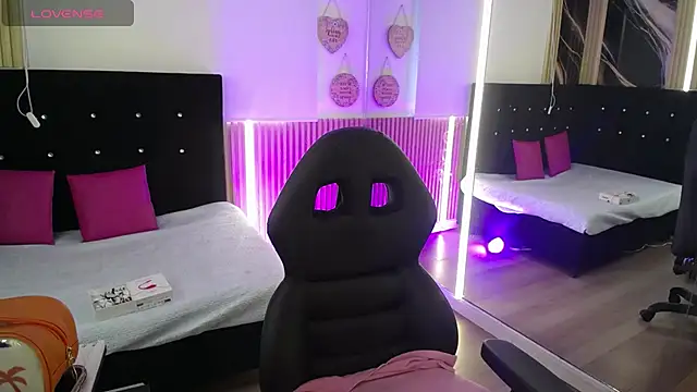 Snapshot of Mia_garcia28 chatting on September 2025 07:38:01 PM Mia garcia28 online show from September 2025 07:38:01 PM