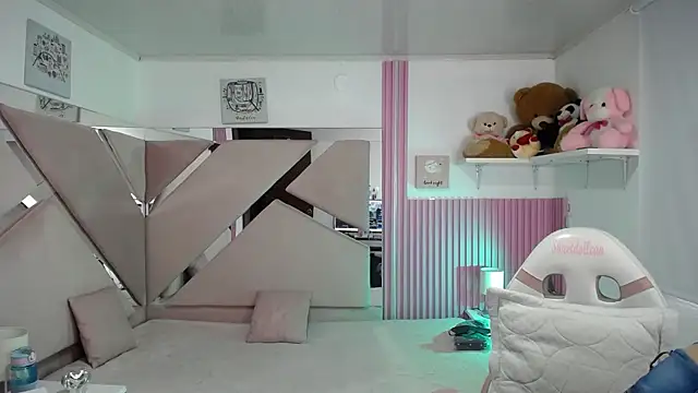 Snapshot of Mia_garcia28 chatting on October 2025 07:58:02 PM Mia garcia28 online show from October 2025 07:58:02 PM