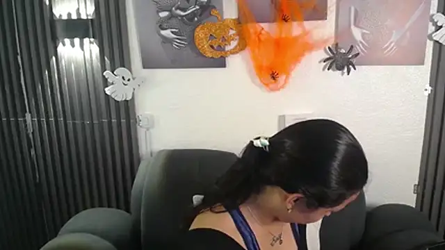 Snapshot of Mia_garcia28 chatting on October 2025 07:52:01 PM Mia garcia28 online show from October 2025 07:52:01 PM