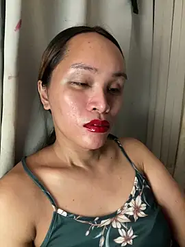RomanticPearlTS online show from June 2026 01:33:01 PM