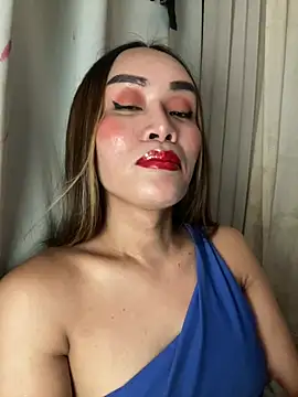 RomanticPearlTS online show from July 2026 02:33:02 AM