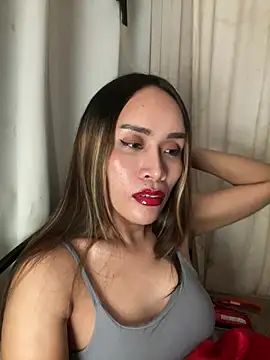 RomanticPearlTS online show from July 2026 03:33:02 PM