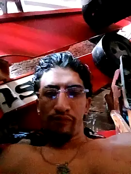 Snapshot of _alexx_69_ chatting on October 2025 07:44:02 PM alexx 69 online show from October 2025 07:44:02 PM