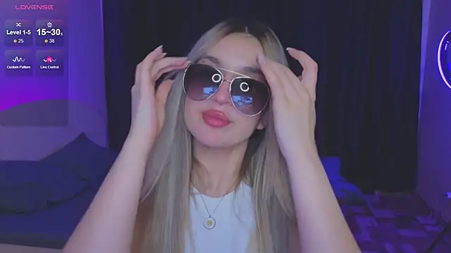 RoxyChill online show from September 2025 09:26:01 PM