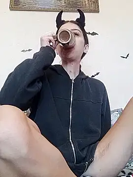 Snapshot of DaValichka chatting on October 2025 09:11:04 AM DaValichka online show from October 2025 09:11:04 AM