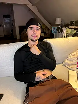 Snapshot of los_freaky chatting on November 2025 04:35:01 PM los freaky online show from November 2025 04:35:01 PM