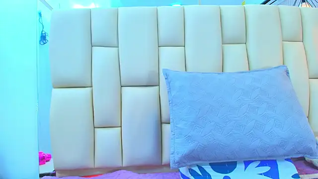 sweet amye online show from October 2025 07:14:02 PM