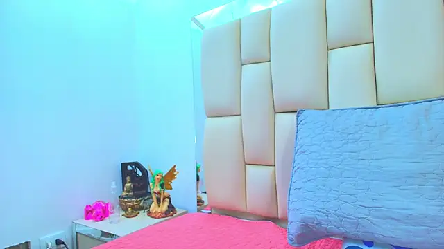 sweet amye online show from October 2025 07:03:01 PM