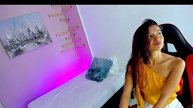 maraiah petit online show from September 2025 07:03:02 PM