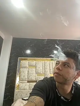 Snapshot of DayanaDG chatting on November 2025 06:32:01 PM DayanaDG online show from November 2025 06:32:01 PM