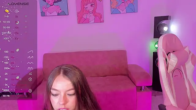 Snapshot of Miia-Rose chatting on October 2025 08:27:02 PM Miia-Rose online show from October 2025 08:27:02 PM