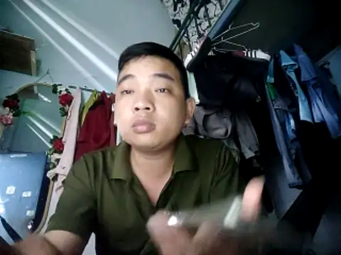 Snapshot of Boy_kuto77 chatting on February 2026 01:36:01 AM Boy kuto77 online show from February 2026 01:36:01 AM