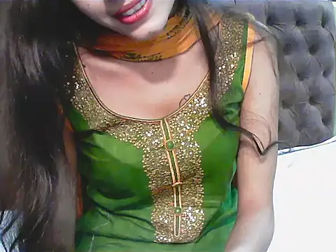 Snapshot of elize__ chatting on November 2025 02:46:02 AM elize online show from November 2025 02:46:02 AM