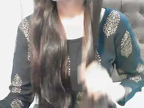 Snapshot of elize__ chatting on November 2025 04:12:02 AM elize online show from November 2025 04:12:02 AM