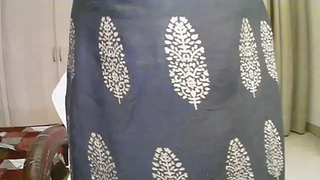 elize   online show from January 2026 03:33:01 AM