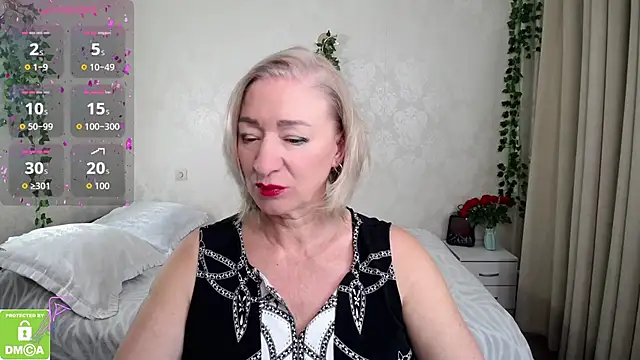 hunters woman online show from November 2025 02:04:01 PM