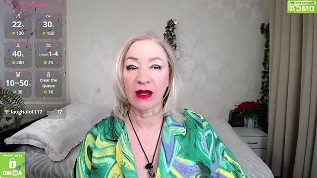 hunters woman online show from April 2026 09:19:01 PM