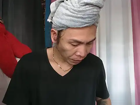 Snapshot of YourTopweng chatting on February 2026 08:00:02 AM YourTopweng online show from February 2026 08:00:02 AM