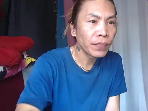 Snapshot of YourTopweng chatting on February 2026 06:01:02 AM YourTopweng online show from February 2026 06:01:02 AM