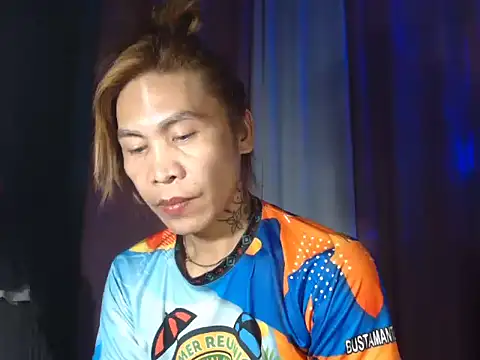 Snapshot of YourTopweng chatting on March 2026 01:17:01 PM YourTopweng online show from March 2026 01:17:01 PM