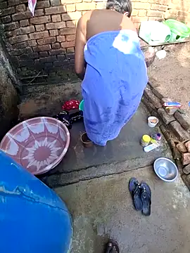 Snapshot of RAYI_Queen_3 chatting on October 2025 02:44:01 AM RAYI Queen 3 online show from October 2025 02:44:01 AM