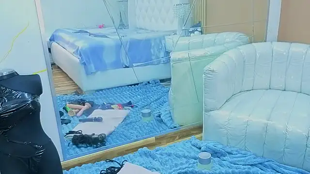 EimmyAdams online show from November 2025 09:05:02 PM