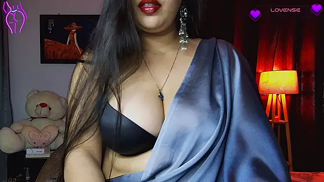 Snapshot of MissNasha chatting on April 2026 09:07:01 AM MissNasha online show from April 2026 09:07:01 AM