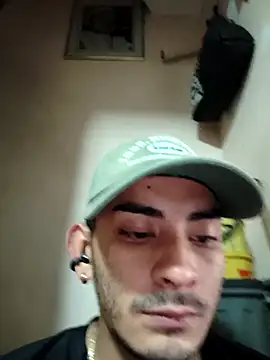 Snapshot of Exlifer chatting on February 2026 10:05:02 PM Exlifer online show from February 2026 10:05:02 PM