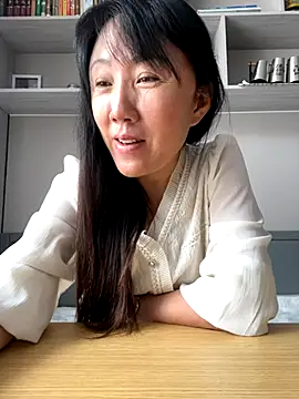 Snapshot of xiaomei-11 chatting on October 2025 02:43:02 AM xiaomei-11 online show from October 2025 02:43:02 AM