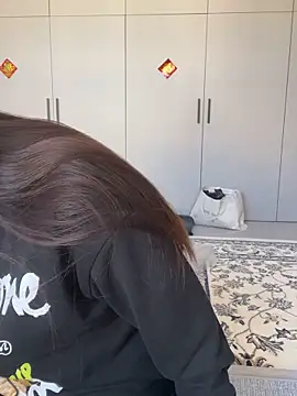 Snapshot of xiaomei-11 chatting on November 2025 02:10:01 AM xiaomei-11 online show from November 2025 02:10:01 AM