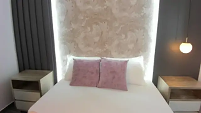 saliha pinky online show from October 2025 04:37:01 AM