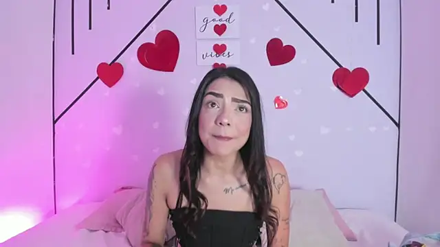 Snapshot of MiahCornell_ chatting on February 2026 07:54:02 PM MiahCornell online show from February 2026 07:54:02 PM