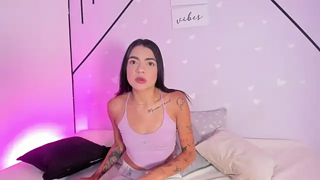 Snapshot of MiahCornell_ chatting on March 2026 07:42:02 PM MiahCornell online show from March 2026 07:42:02 PM