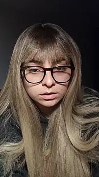 Aurora blaack online show from December 2025 04:18:02 AM