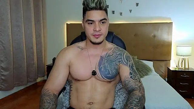 Steven Velez online show from September 2025 11:21:01 PM