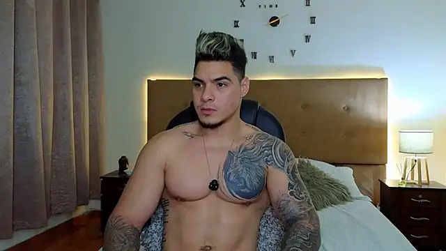 Steven Velez online show from October 2025 11:58:01 PM