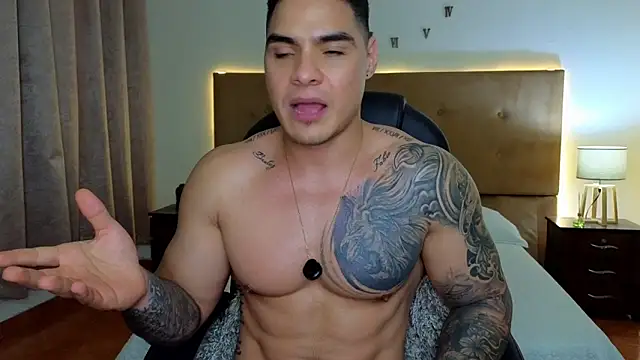 Steven Velez online show from October 2025 09:01:01 AM