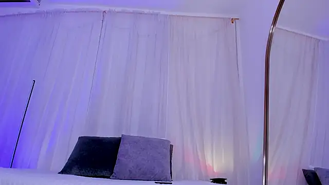 Becky G online show from January 2026 04:26:01 AM