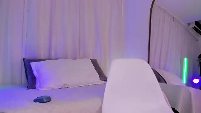 Becky G online show from January 2026 11:14:01 PM