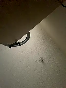 Sallem Pink online show from October 2025 12:28:02 PM