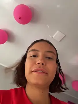 TamaraMera online show from June 2026 08:22:02 PM