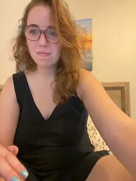 Snapshot of sweetsocalgirl chatting on September 2025 11:26:02 PM sweetsocalgirl online show from September 2025 11:26:02 PM