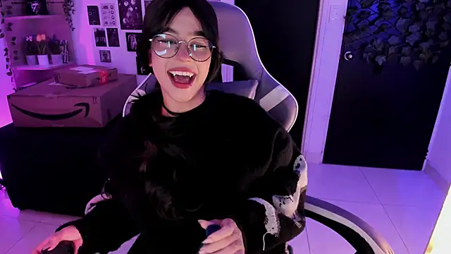 Liz rogers x online show from December 2025 01:44:01 AM