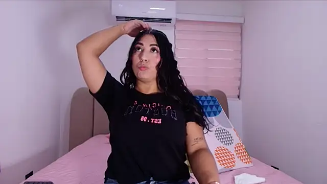 abbypratt online show from December 2025 07:19:02 PM