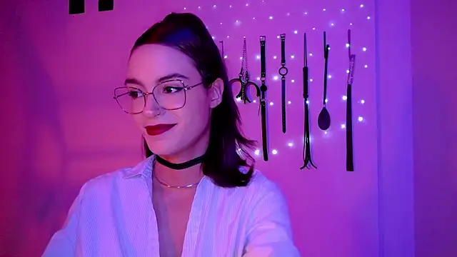 nina kink online show from April 2026 09:56:02 PM
