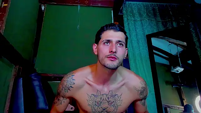 alejo  323   online show from April 2026 03:21:02 AM