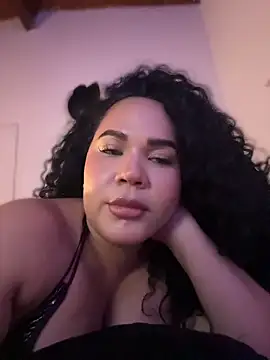 kristal benet online show from June 2026 06:45:02 PM