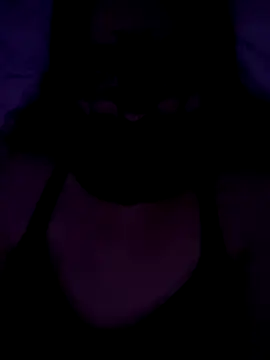 Lyz3t772 online show from September 2025 07:33:02 AM
