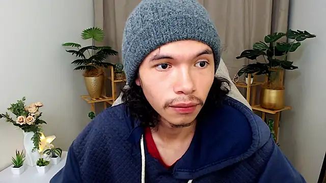 Xoxo Smiles online show from November 2025 11:03:02 AM